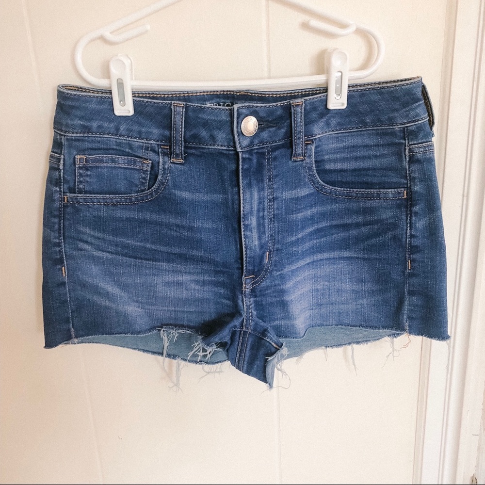 AE High-Rise Shorts